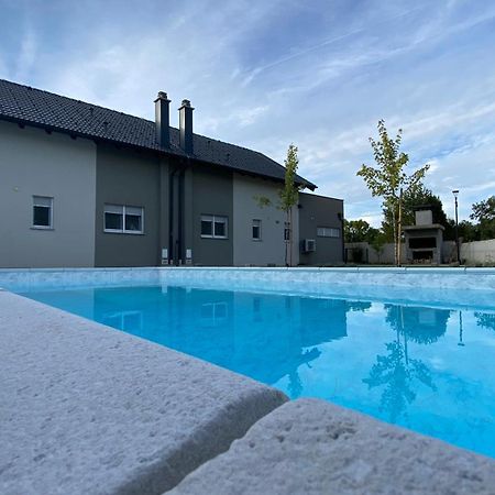 Degenia Velebitica Villa Lovinac  Kültér fotó